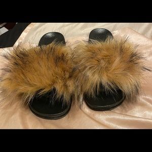 Fuzzy Slides
